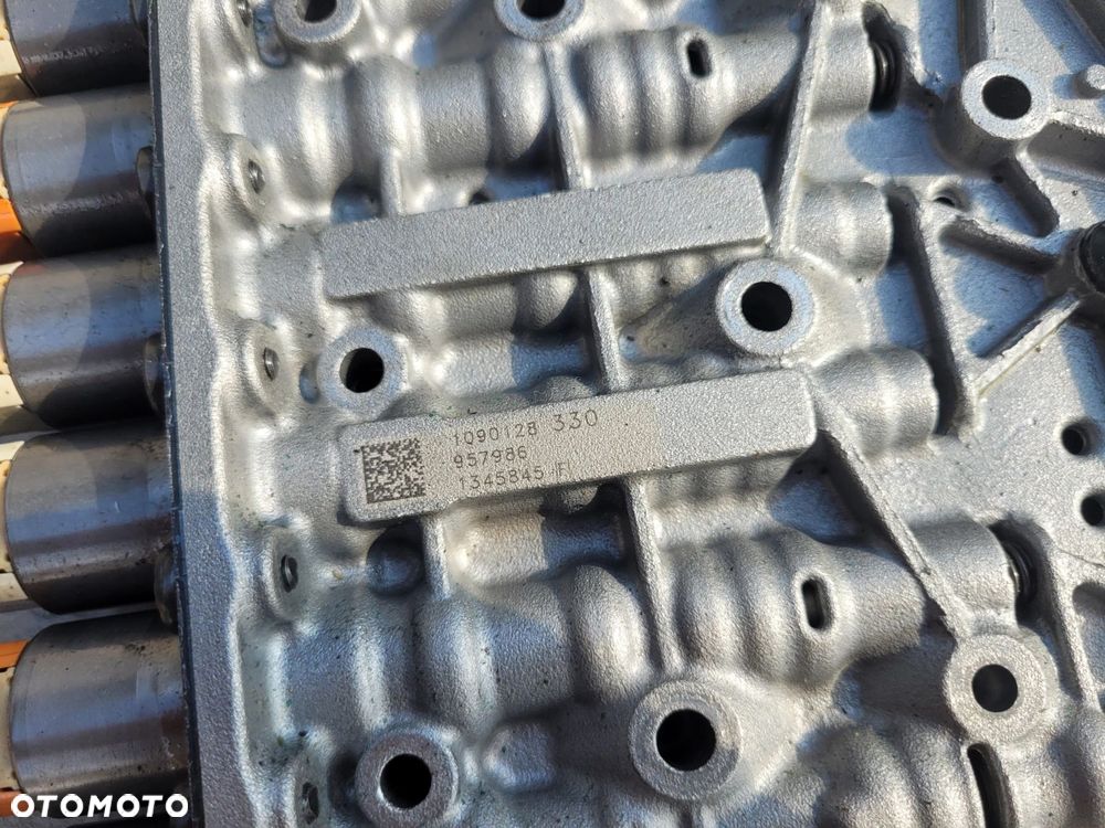 MECHATRONIKA SKRZYNI ZF 8HP45 156078F82 1090128330 957986 1345845 - 3