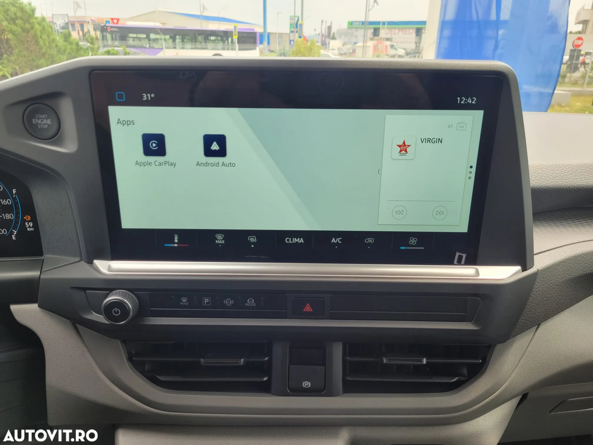 Volkswagen T7 Furgon LR - 12