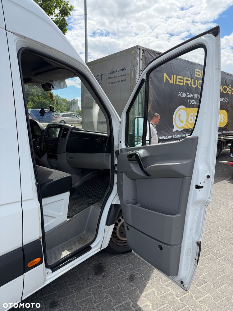 Mercedes-Benz Sprinter 906.211 - 16