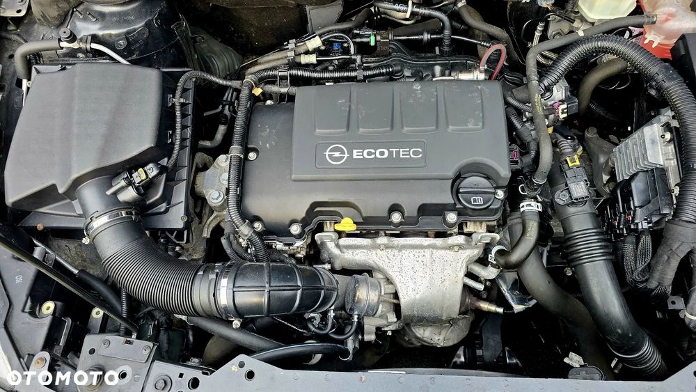 Opel Astra 1.4 Turbo ENERGY - 20