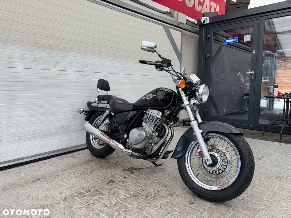 Suzuki Marauder - 9