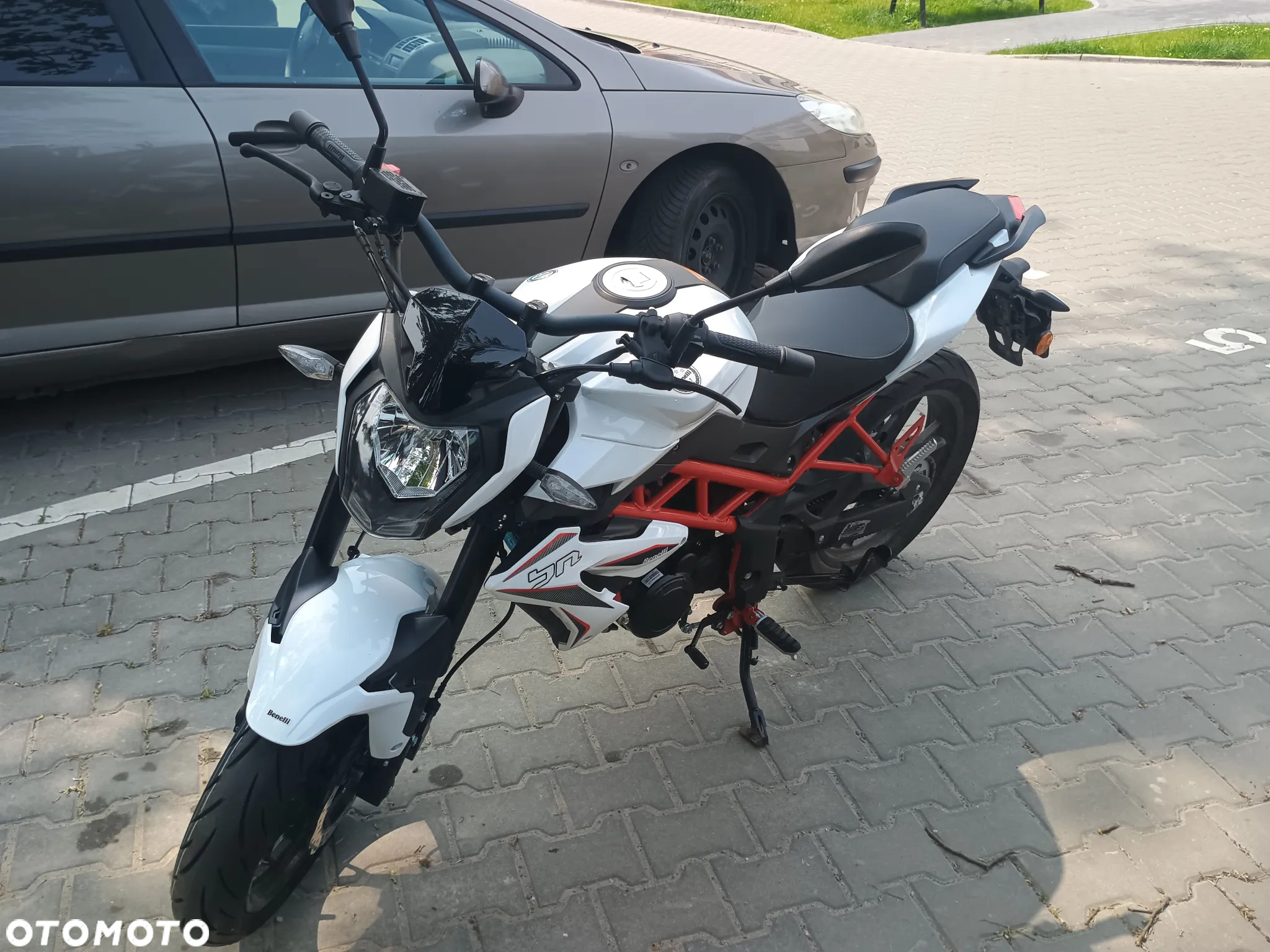 Benelli BN 125