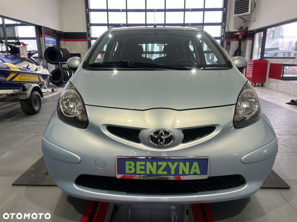 Toyota Aygo City - 12