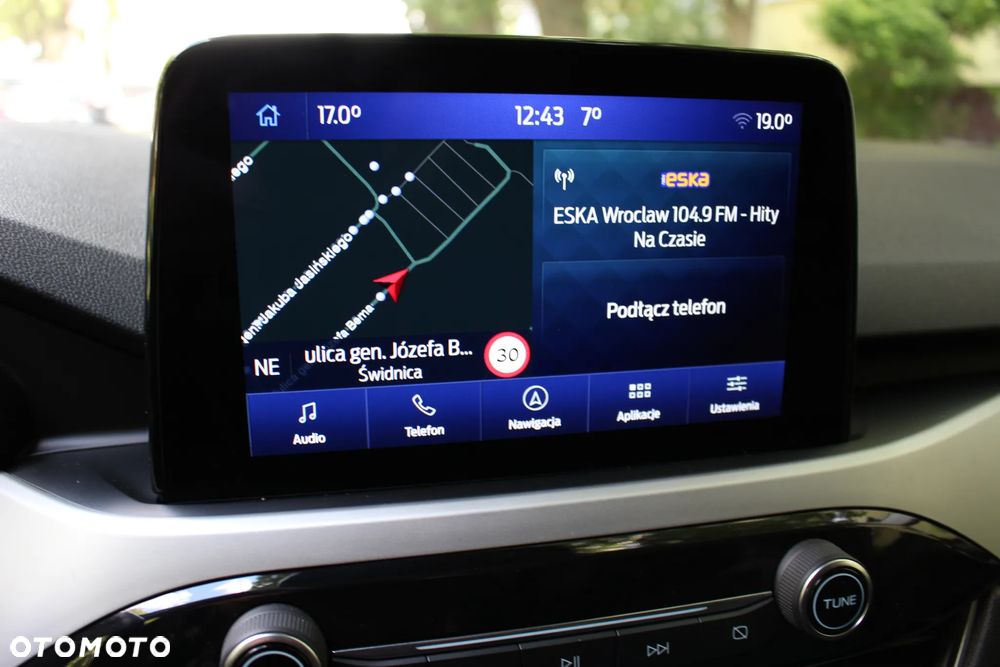 Ford Kuga 2.0 EcoBlue 4x4 TITANIUM - 36