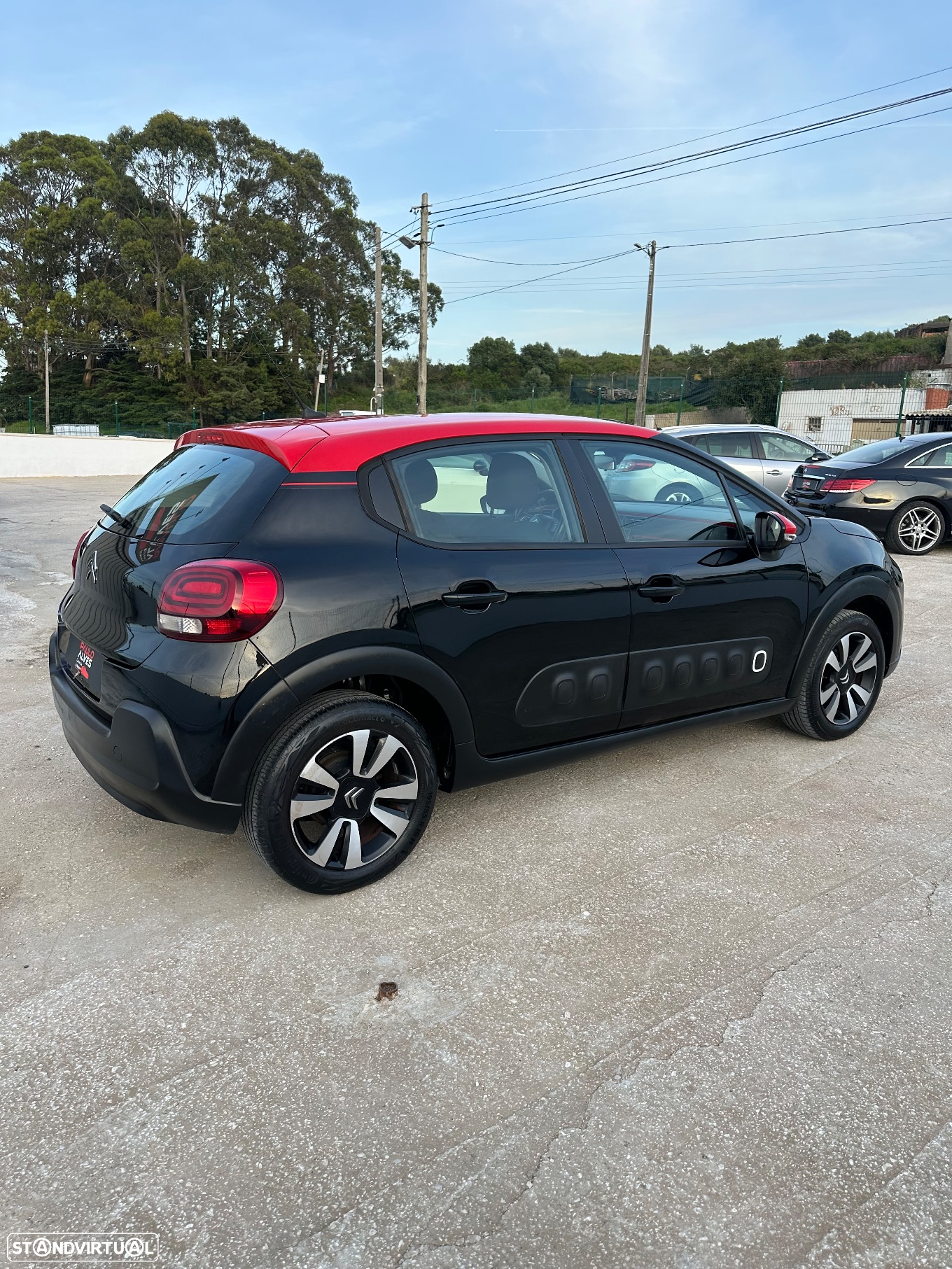 Citroën C3 1.2 PureTech Shine - 15