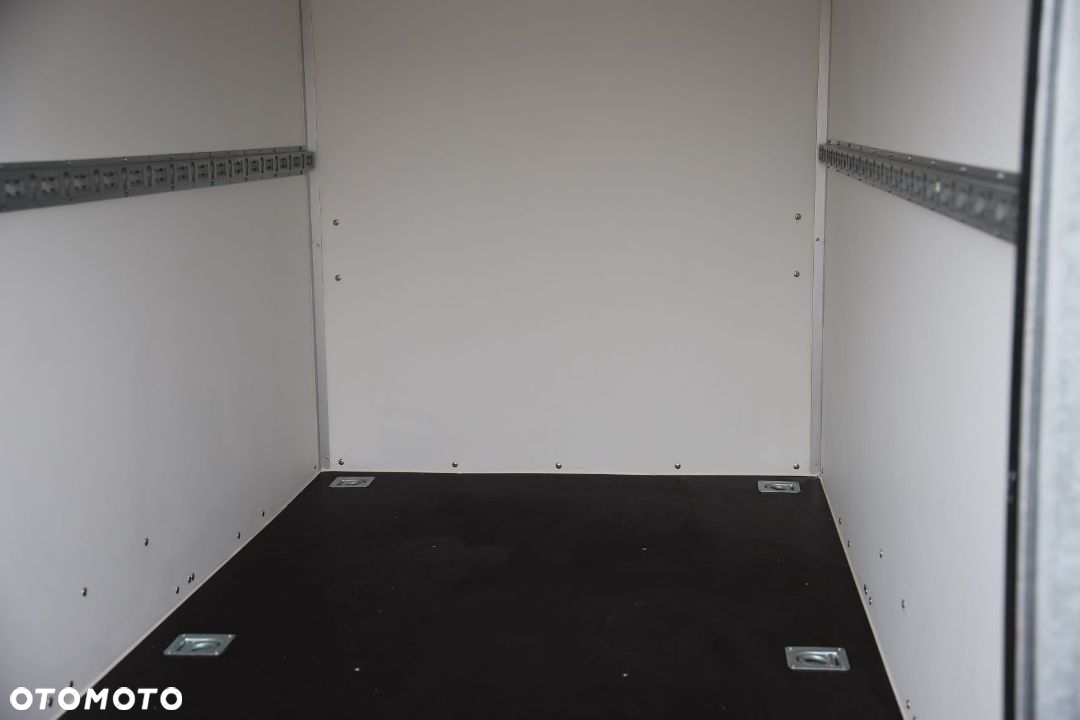 Niewiadów Niewiadów Kontener/Furgon F1326.13HD z trapem - 9