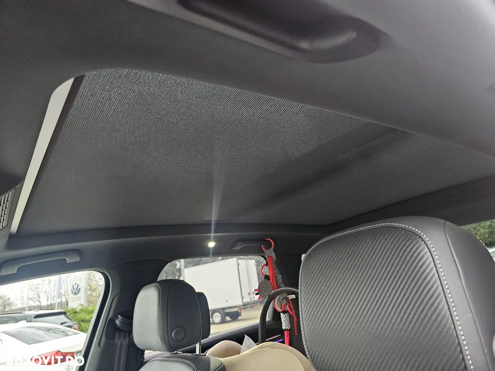 Volkswagen Touareg V6 TDI 4MOTION R-Line - 13