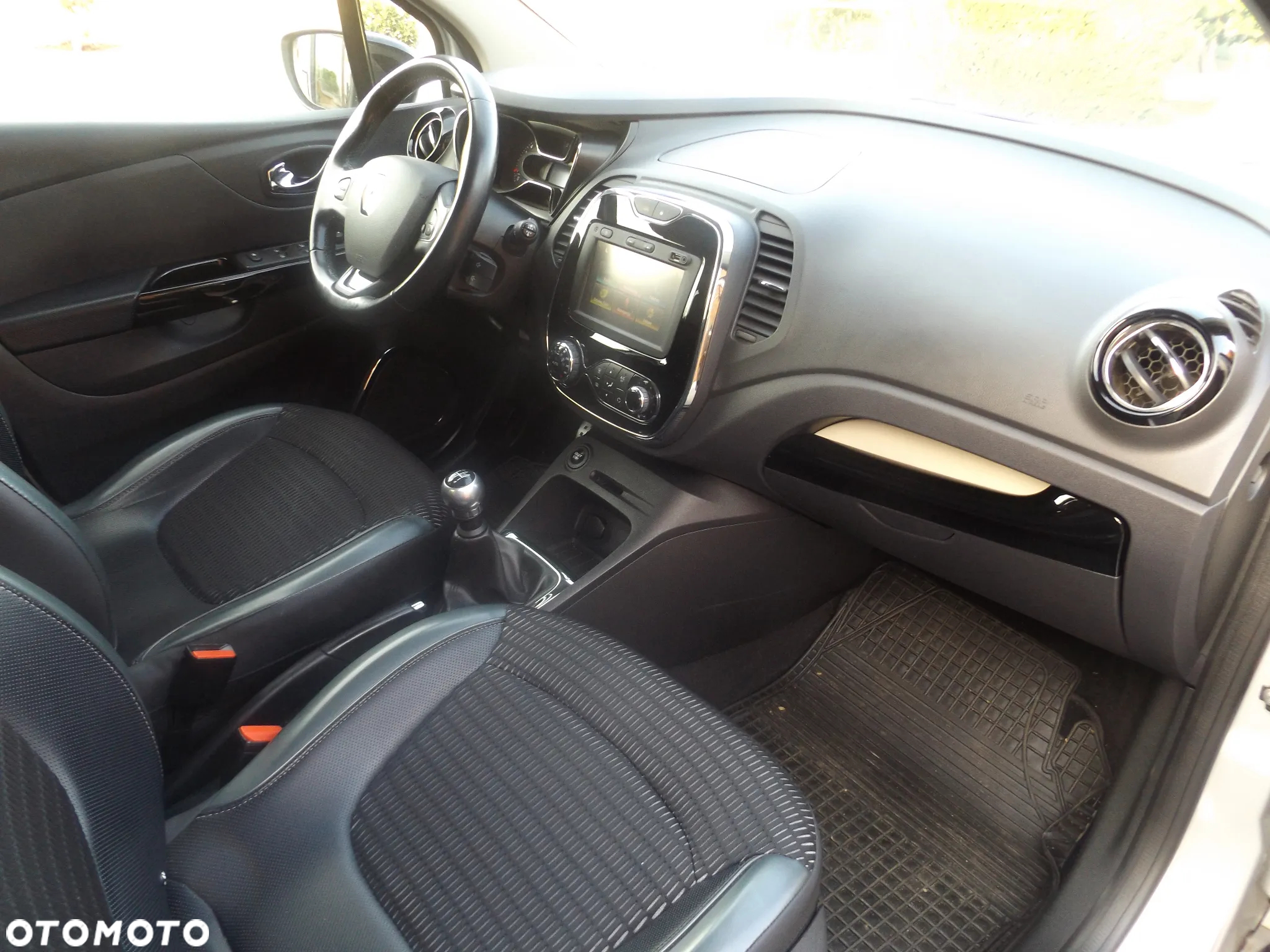 Renault Captur (ENERGY) TCe 90 INTENS - 18
