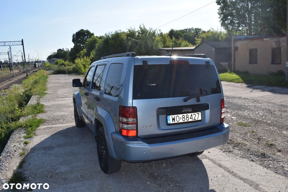 Jeep Liberty - 8