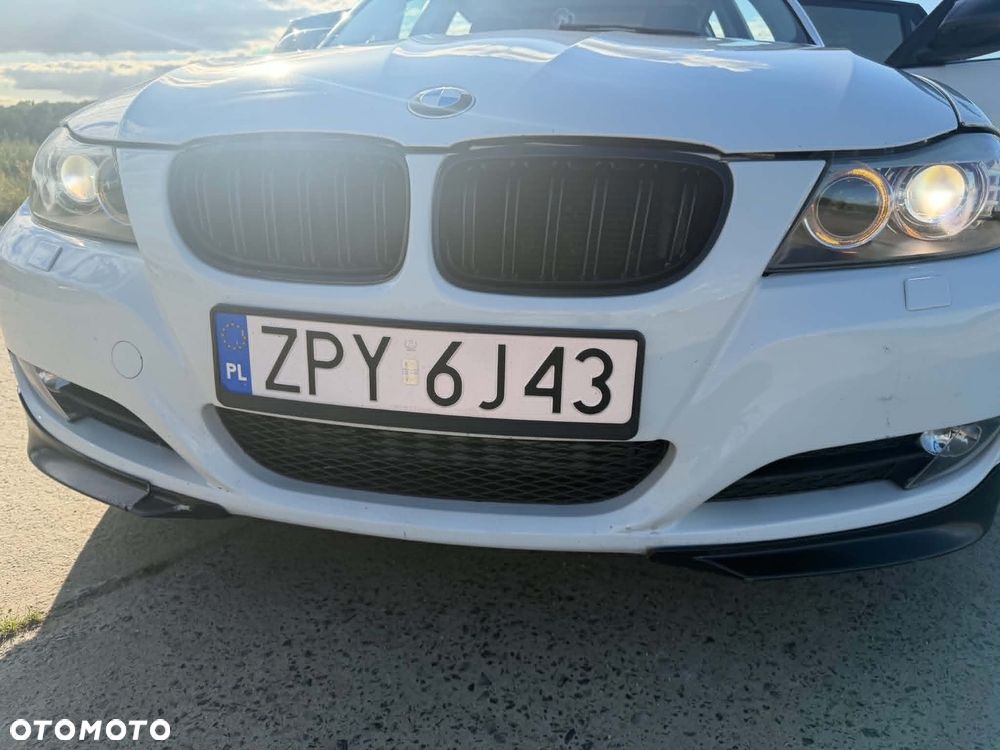 BMW Seria 3 320d DPF - 18