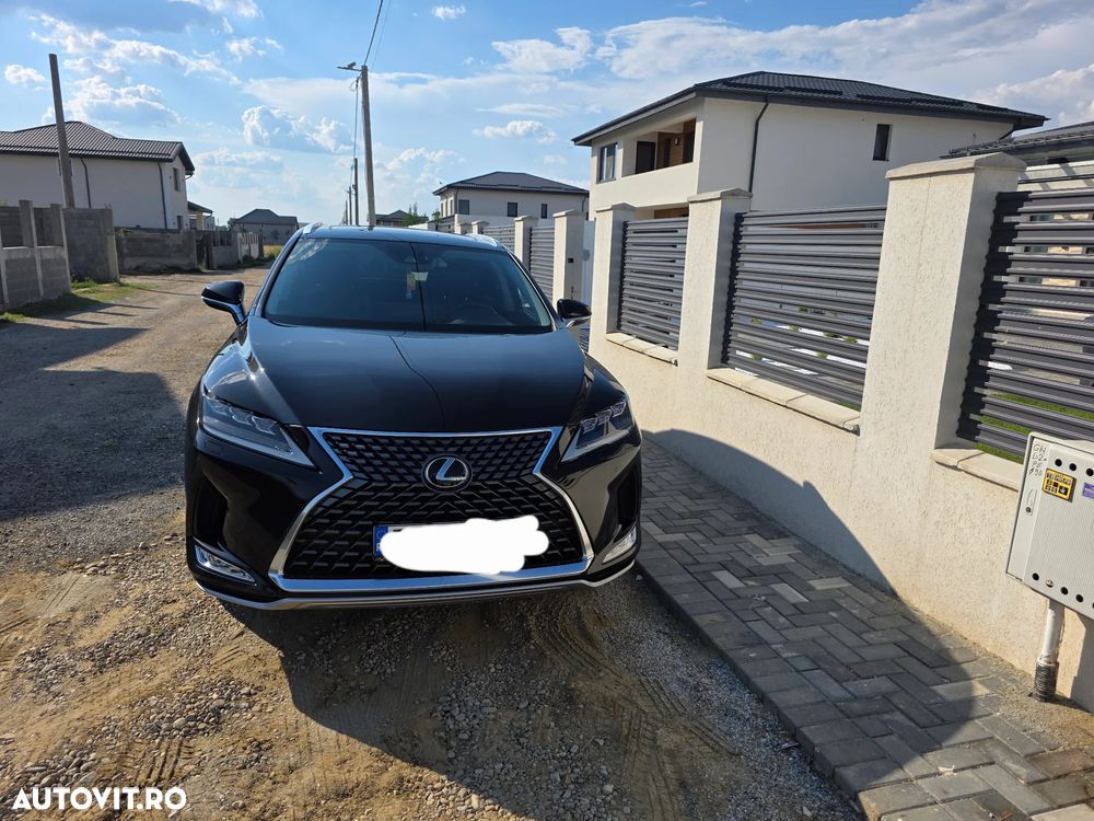 Lexus Seria RX - 10