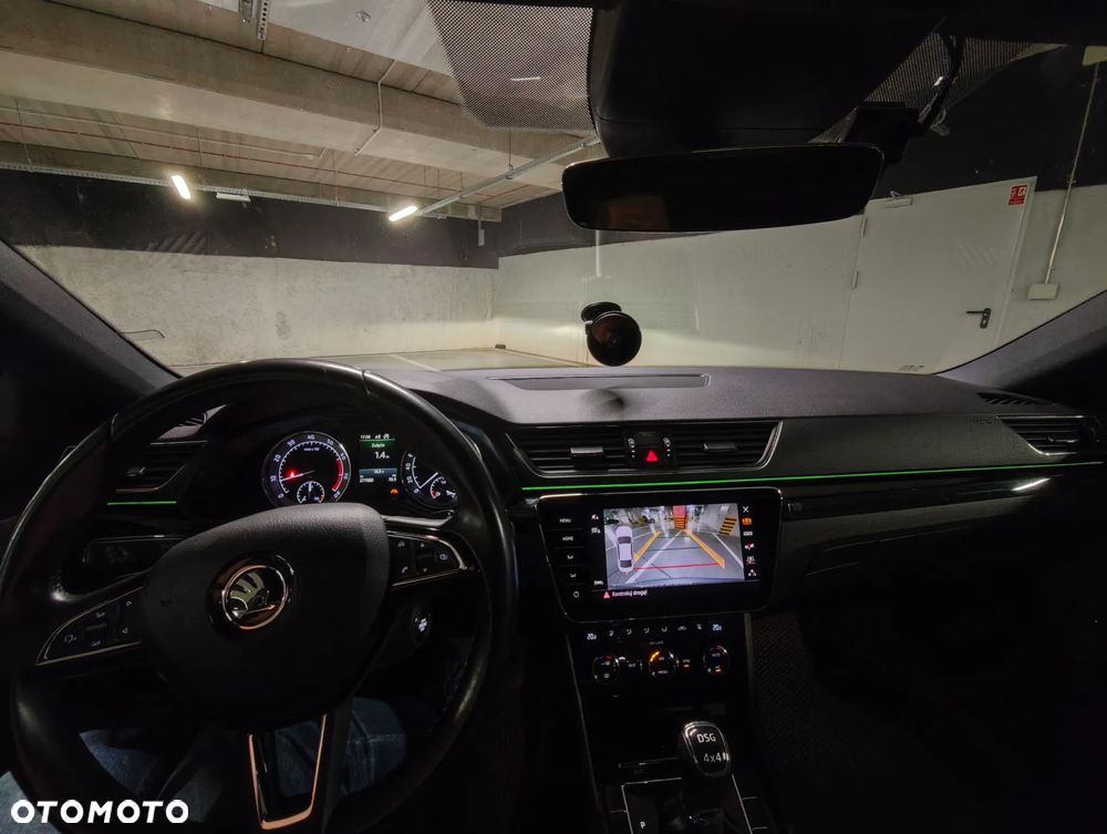 Skoda Superb 2.0 TSI 4x4 L&K DSG - 11