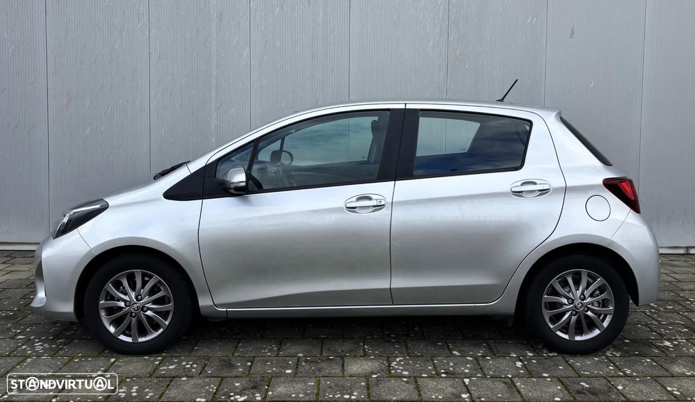Toyota Yaris 1.4 D-4D Comfort+P.Style - 2