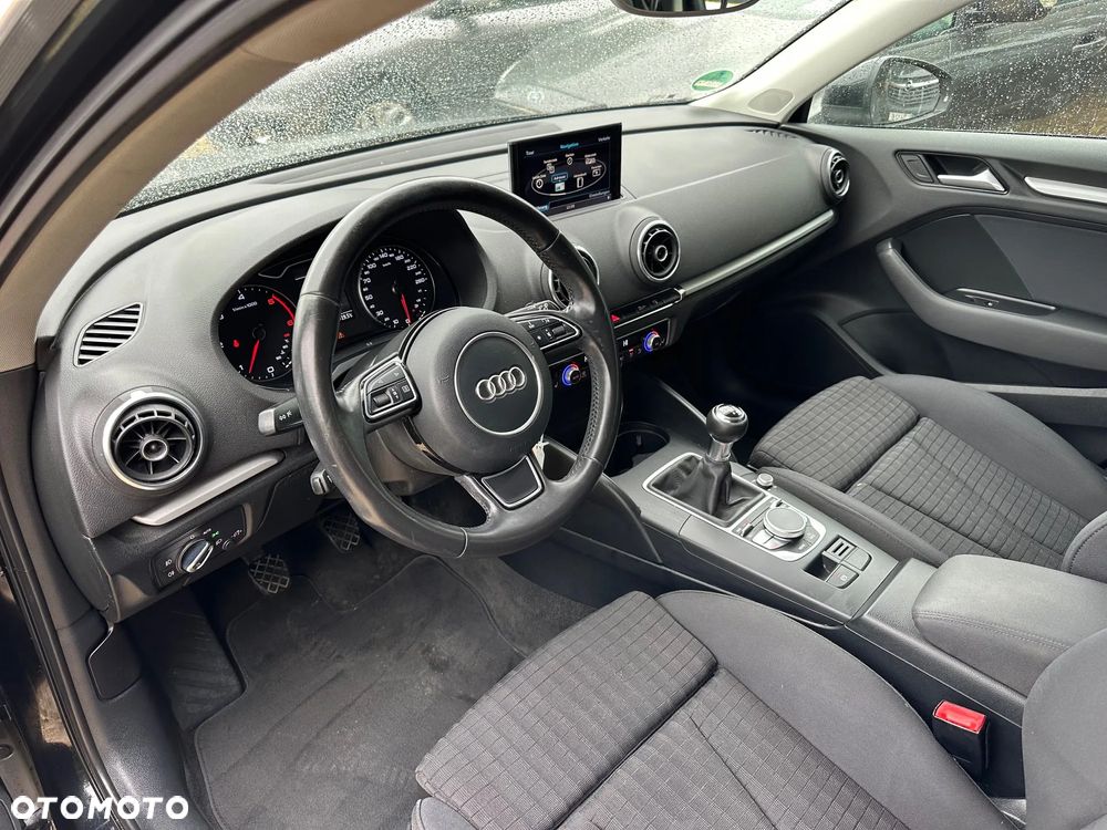 Audi A3 - 8