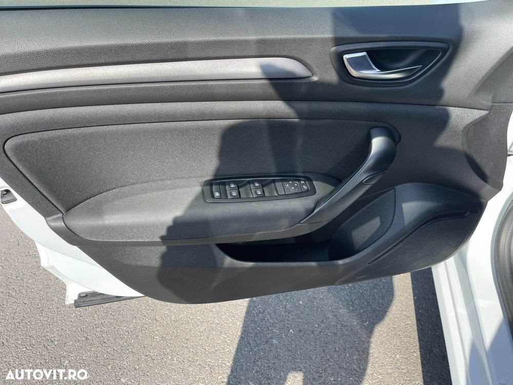 Renault Megane BLUE dCi EDC Limited - 10