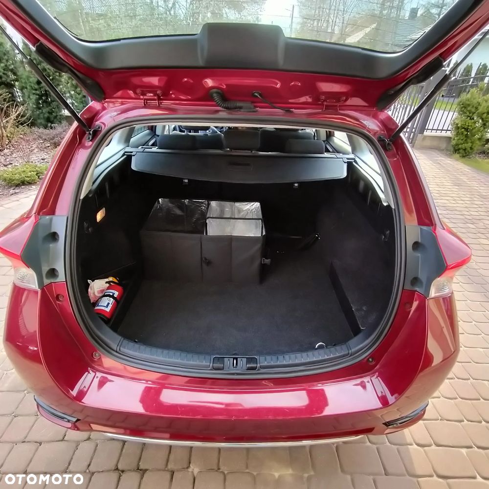 Toyota Auris Hybrid 135 Active - 5