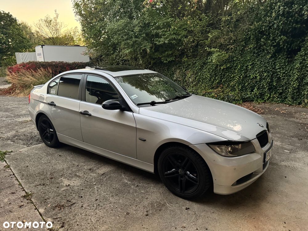 BMW Seria 3 320i - 10