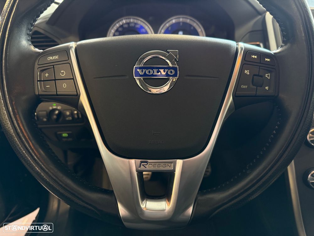 Volvo XC 60 2.0 D3 Drive R-Design - 25