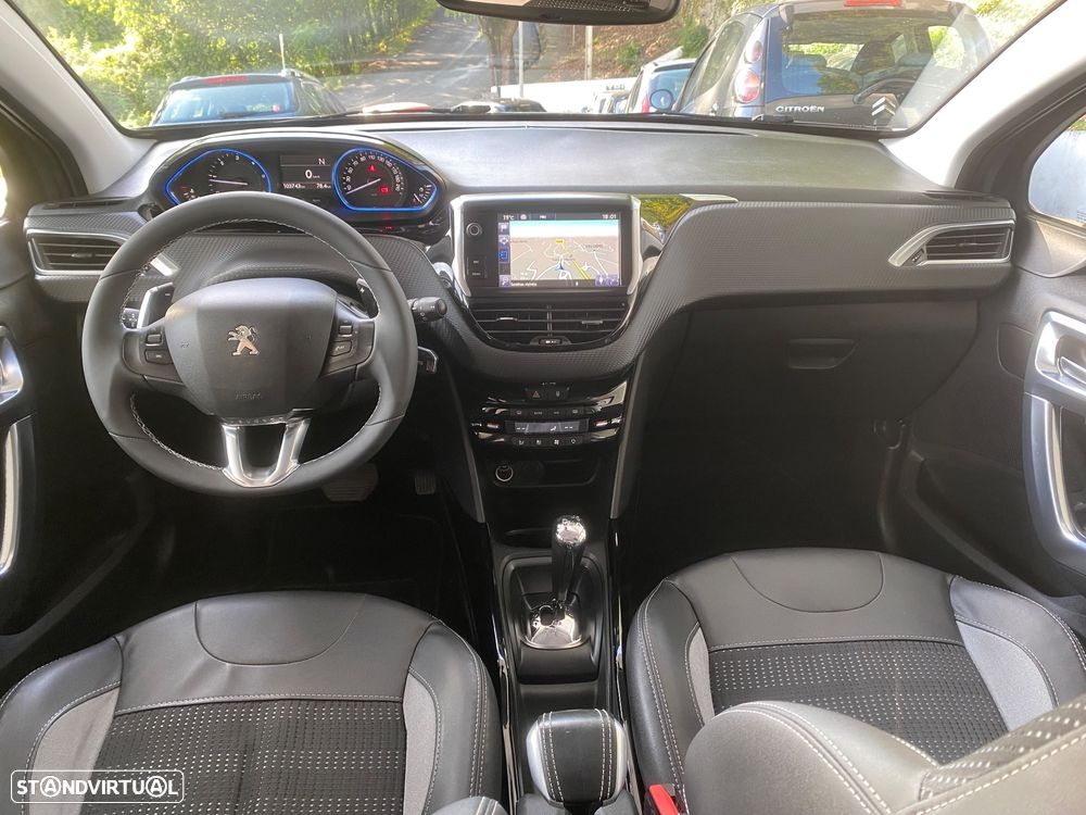 Peugeot 2008 1.6 e-HDi Allure 2-Tronic - 12