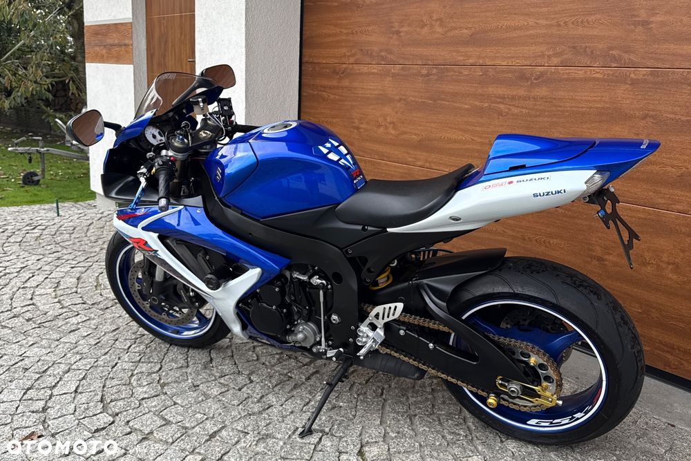 Suzuki GSX-R - 22