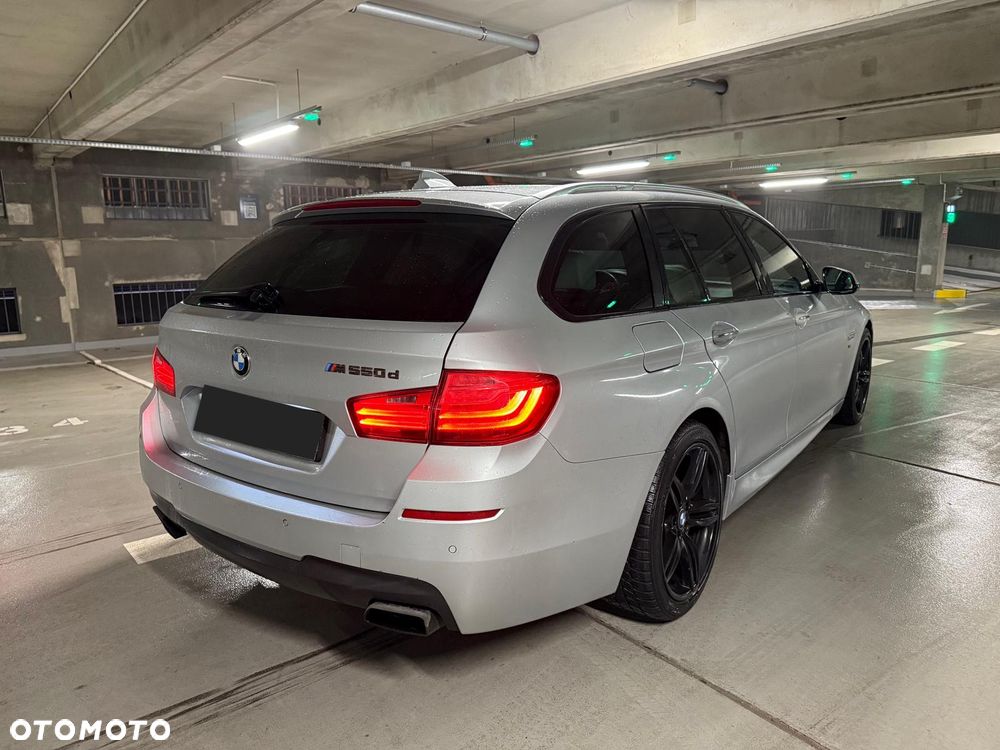 BMW Seria 5 M550d xDrive - 2