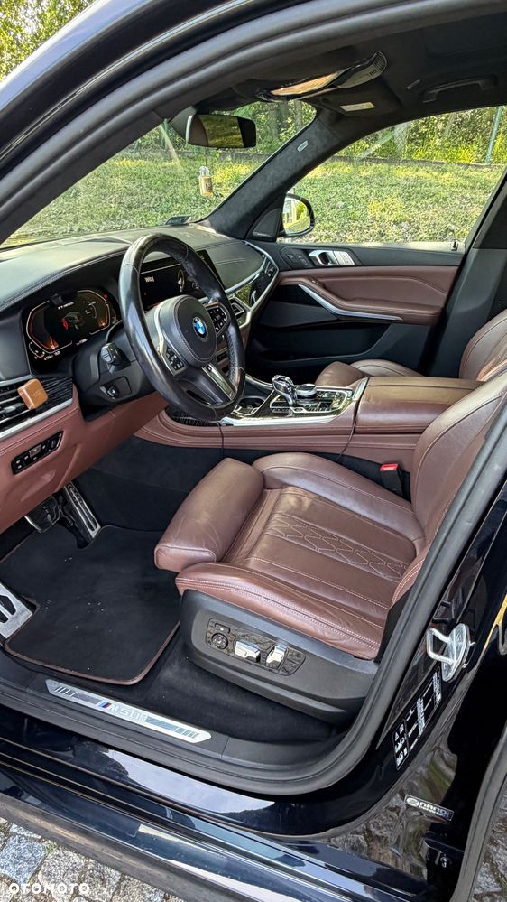 BMW X7 M50i sport - 9