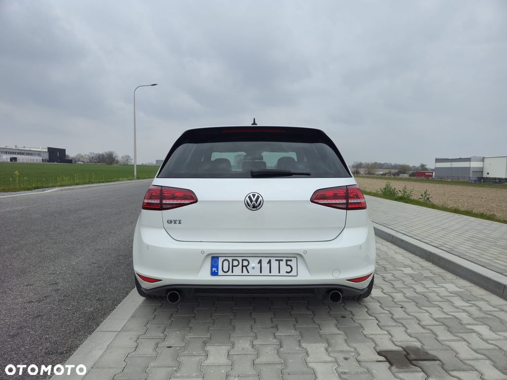 Volkswagen Golf GTI Performance BlueMotion Technology DSG - 8