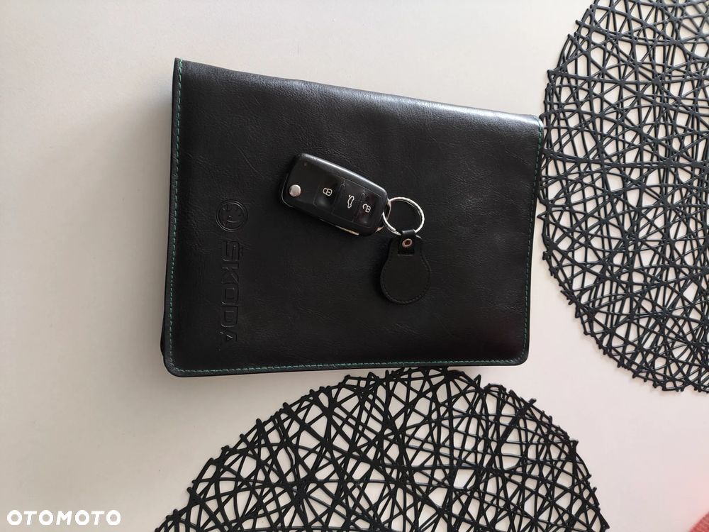 Skoda RAPID 1.2 TSI Active - 17