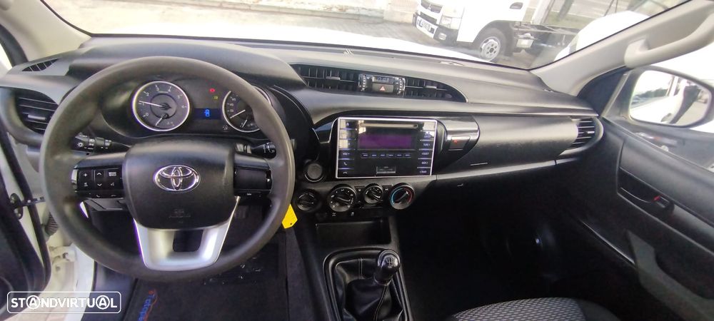 Toyota HILUX KINGCAB 4WD 2.4 D-4D 150CV || 4X4 - 9