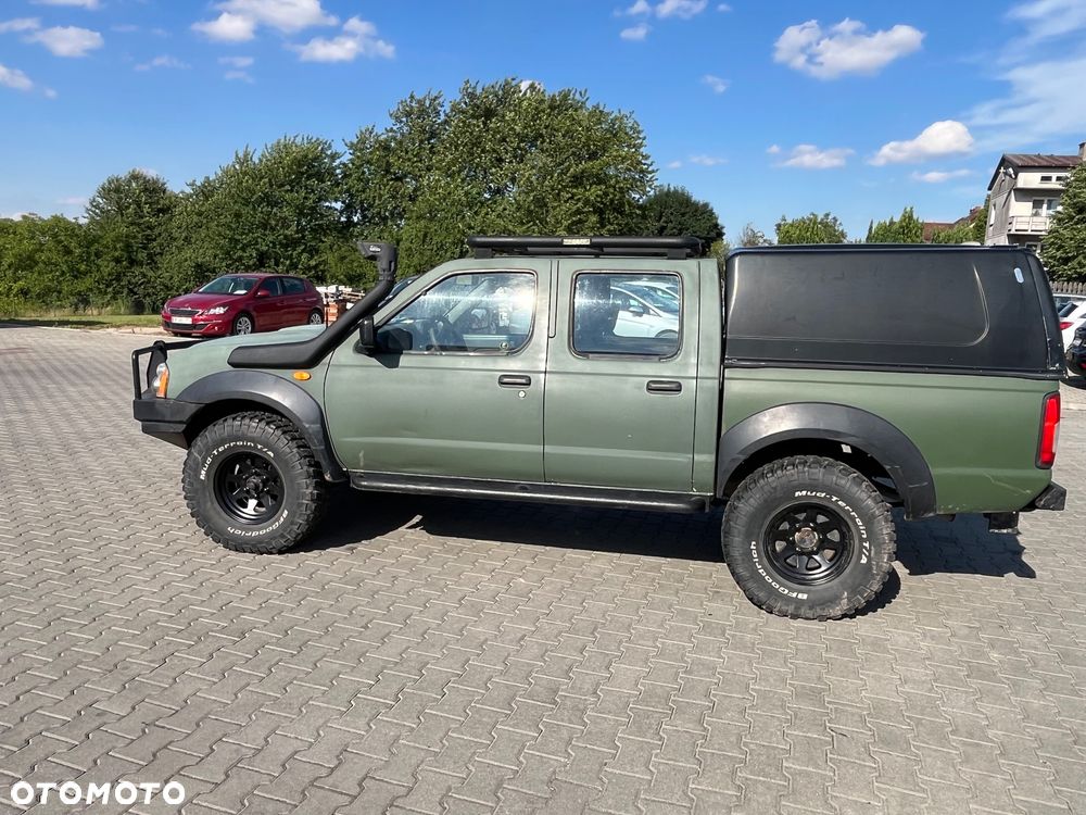 Nissan Pickup 2.5 TDi Base - 2