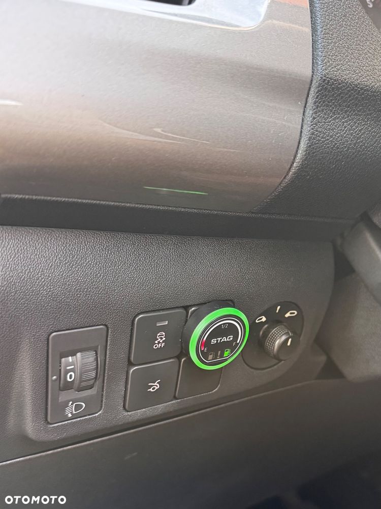 Citroën C-Elysée 1.6 VTi Seduction - 26