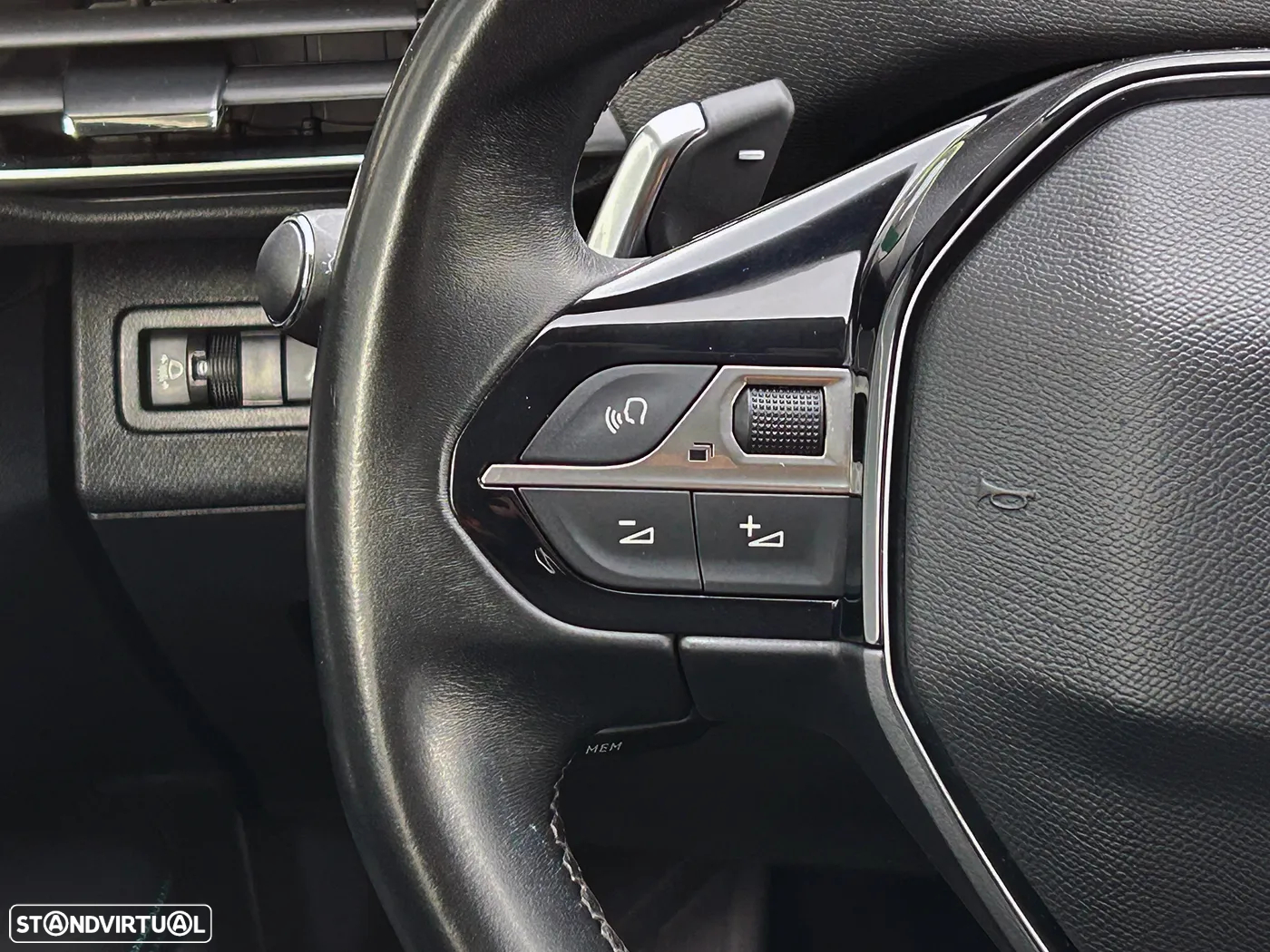 Peugeot 3008 1.6 Hybrid4 Allure Pack e-EAT8 - 22
