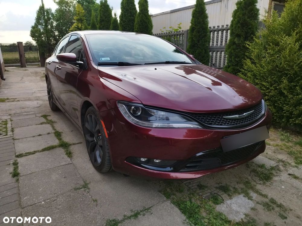 Chrysler 200 - 2