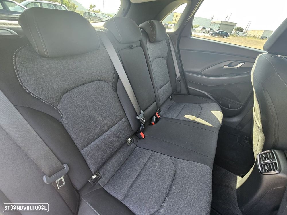 Hyundai i30 1.0 T-GDI Style Plus - 24