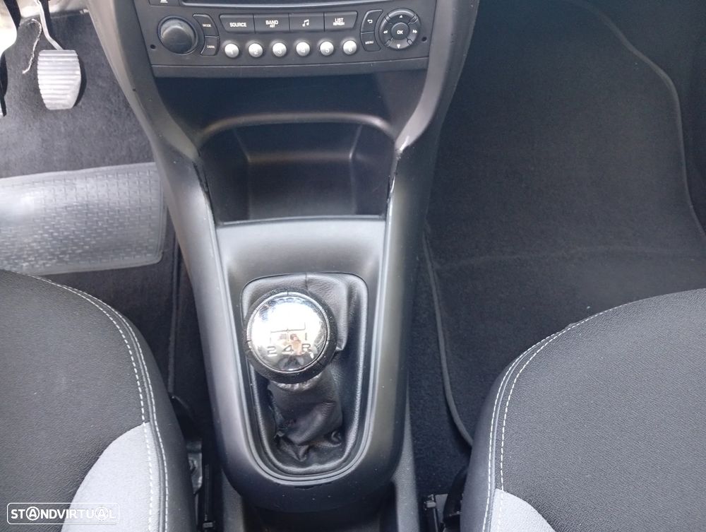 Citroën C3 1.4 HDI 2 Lugares - 10