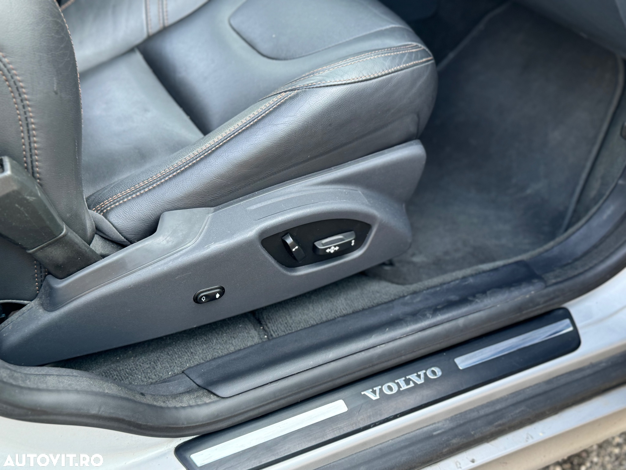 Volvo XC 60 D4 Geartronic Linje Inscription - 32