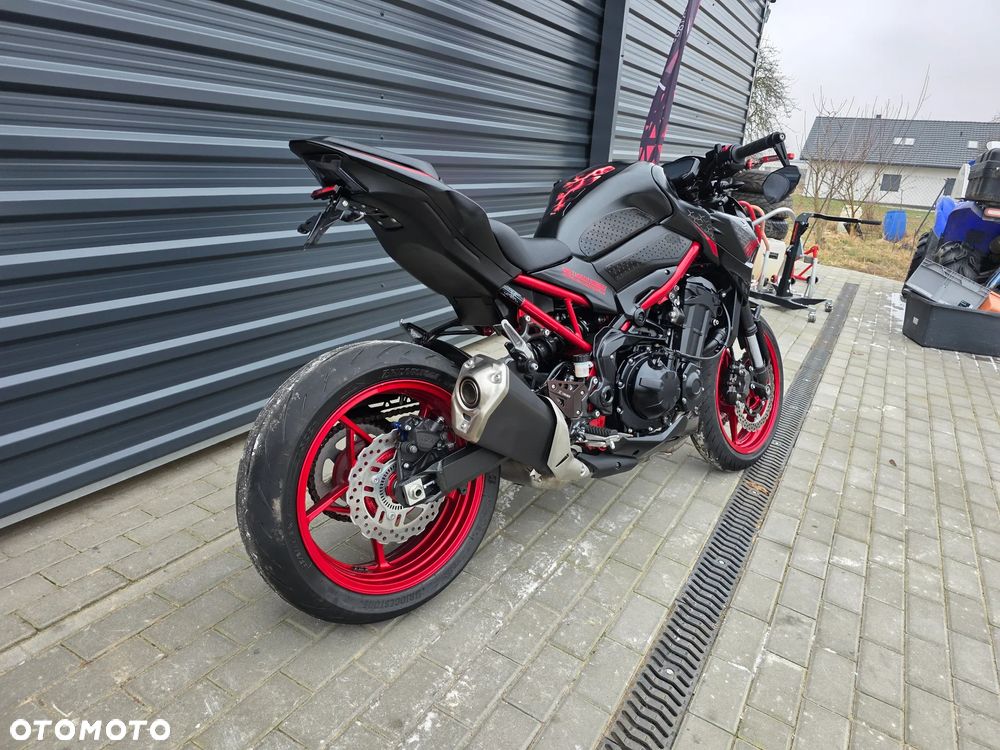 Kawasaki Z 900 - 3