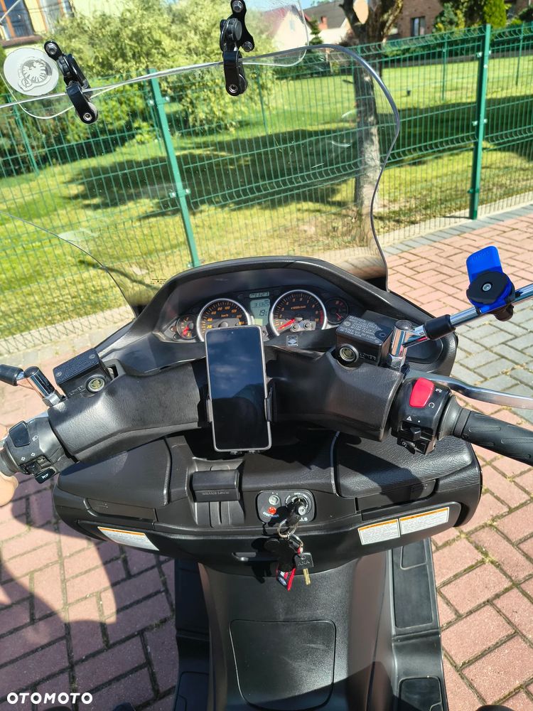 Suzuki Burgman - 7