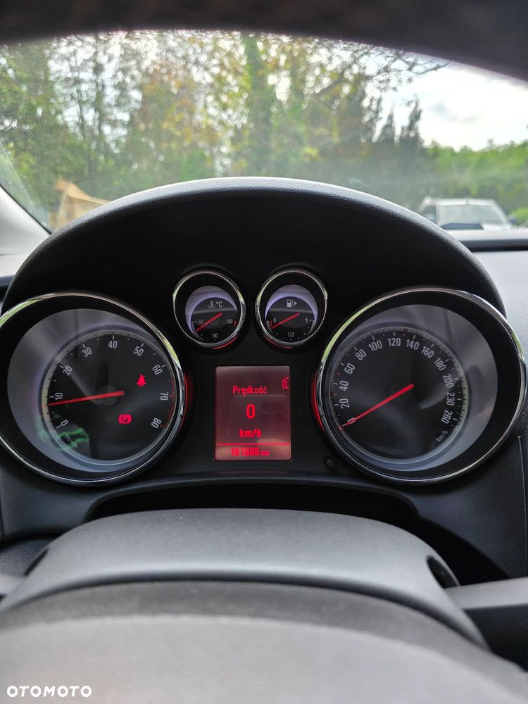 Opel Astra 1.4 Turbo Color Edition - 16