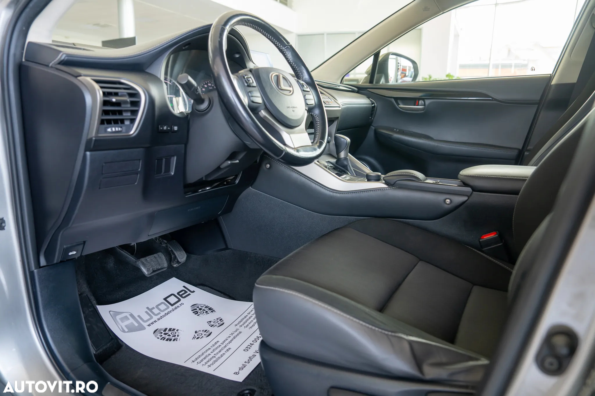 Lexus Seria NX 300h AWD Business - 13
