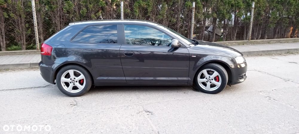 Audi A3 3-drzwiowe 2.0 TDI DPF S line Sportpaket (plus) - 2