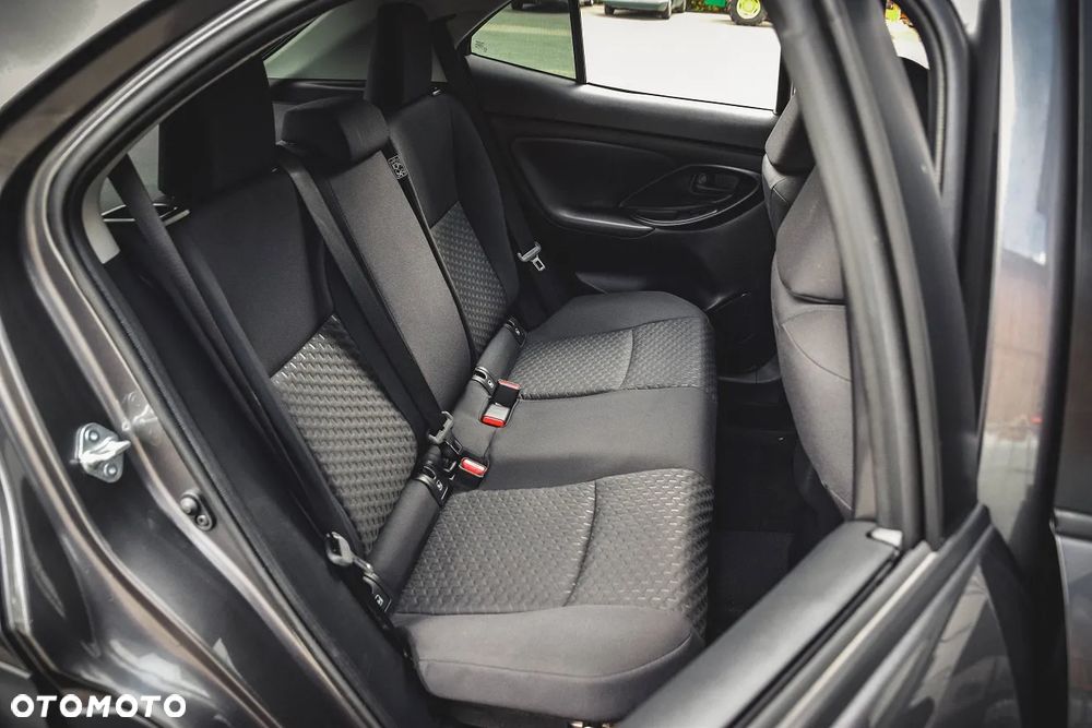 Toyota Yaris Cross Hybrid 1.5 Comfort - 32