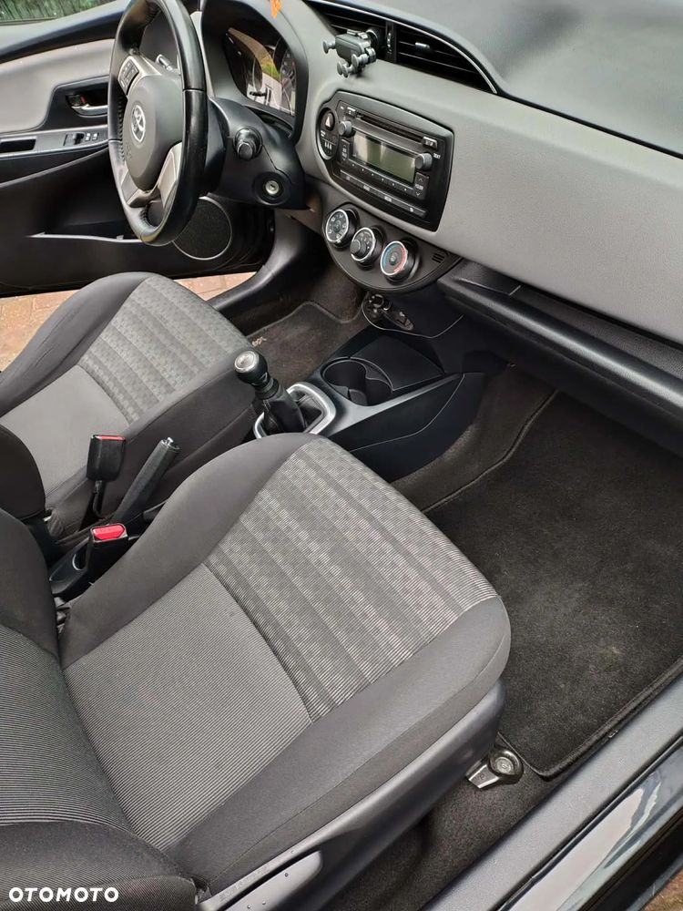 Toyota Yaris 1.0 Active - 5