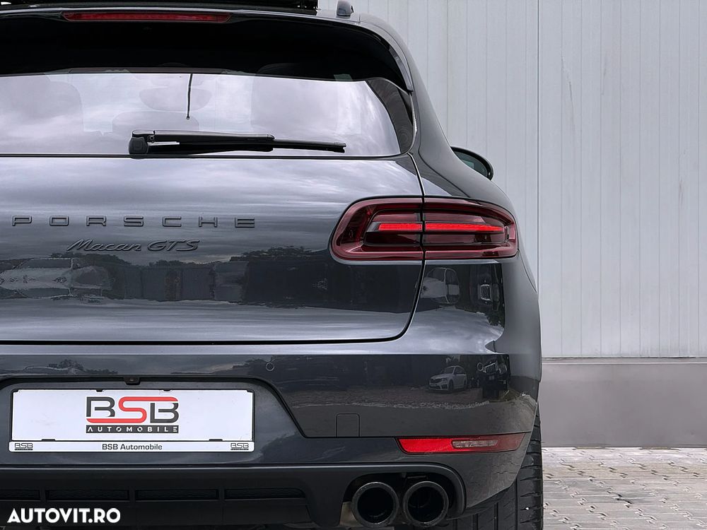 Porsche Macan - 34