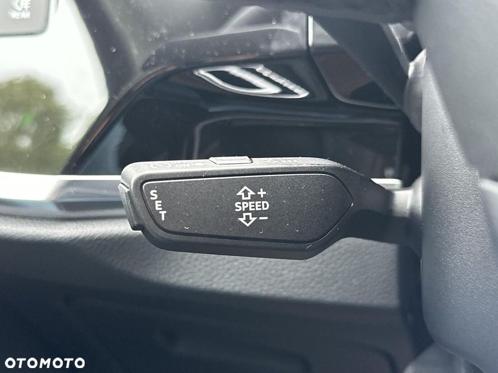 Audi Q3 Sportback - 13