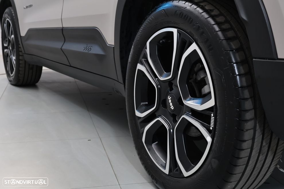 Jeep Avenger 1.2 GSE T3 Altitude - 13