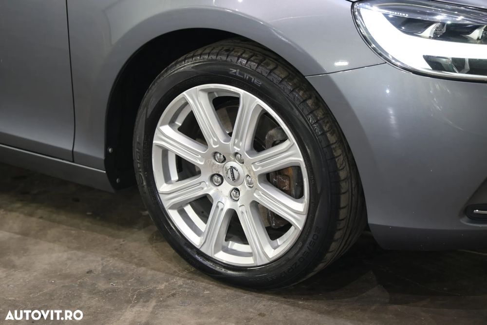 Volvo V40 D2 Geartronic Inscription - 30