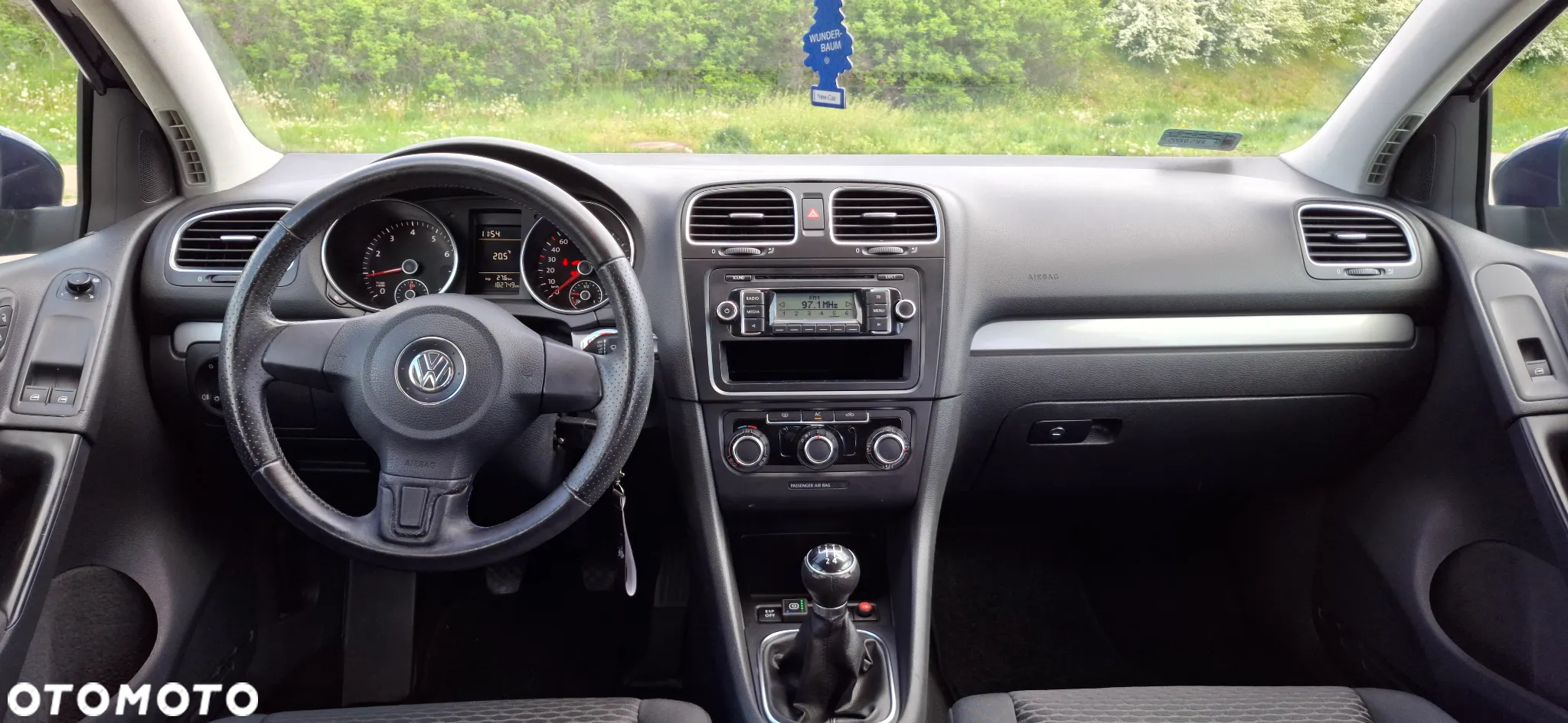 Volkswagen Golf 1.6 Comfortline - 8
