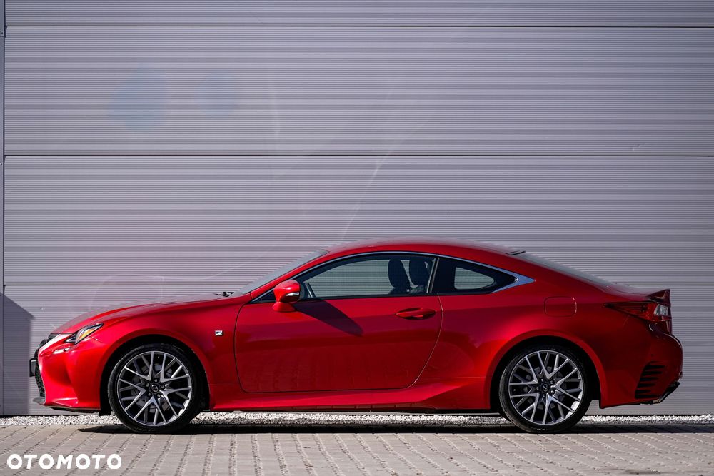 Lexus RC 200t / 300 F Sport - 6