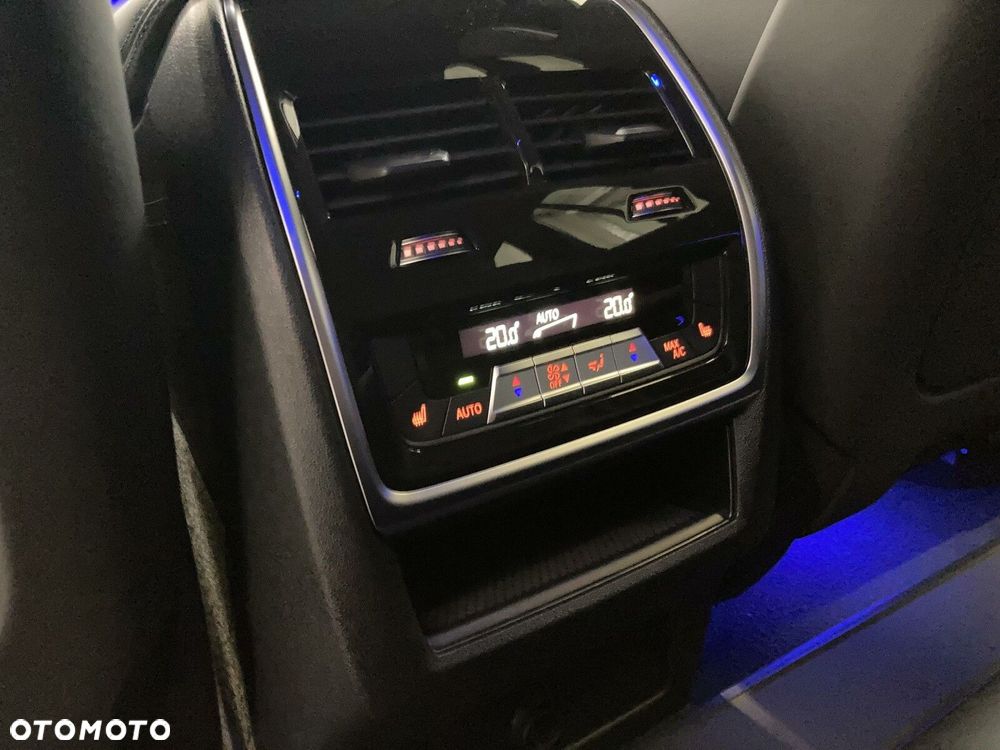 BMW X5 M Competition - 16